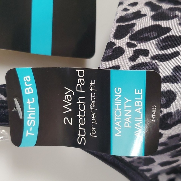 Vintage Vanity Fair Bra - Picture 3 of 5